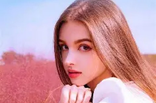 1天曝3大瓜！顶流女星签协议、约会激吻、知三当三各个炸裂