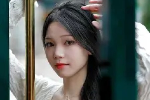 李小璐：塌房10年终于后悔了